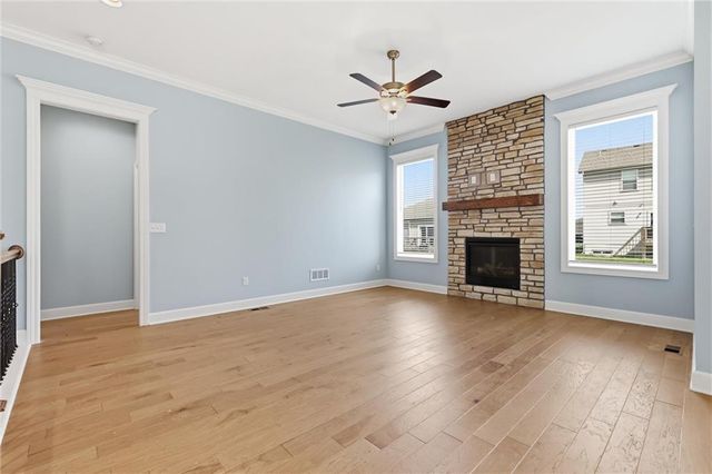15348 Jessica Street, Parkville, MO 64152