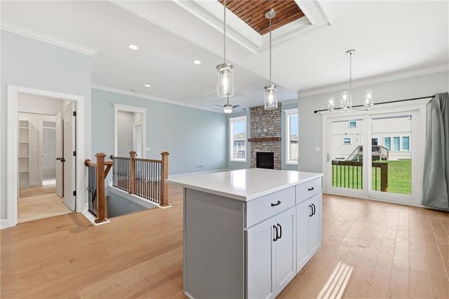 15348 Jessica Street, Parkville, MO 64152