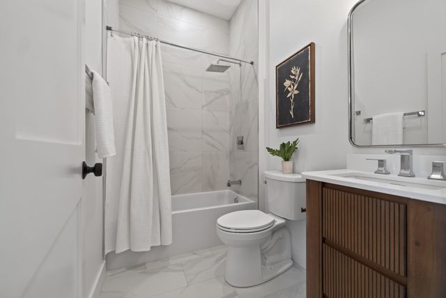 2 Readfield Place E, Boston, MA 02119