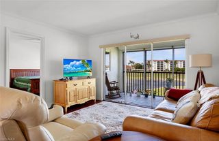 49 High Point CIR S # 208, Naples, FL 34103