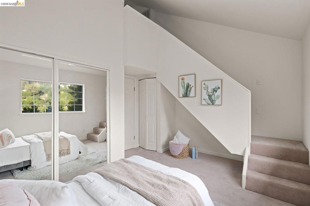 Image 35 of property listing at 6975 Charing Cross Rd, Berkeley, CA 94705