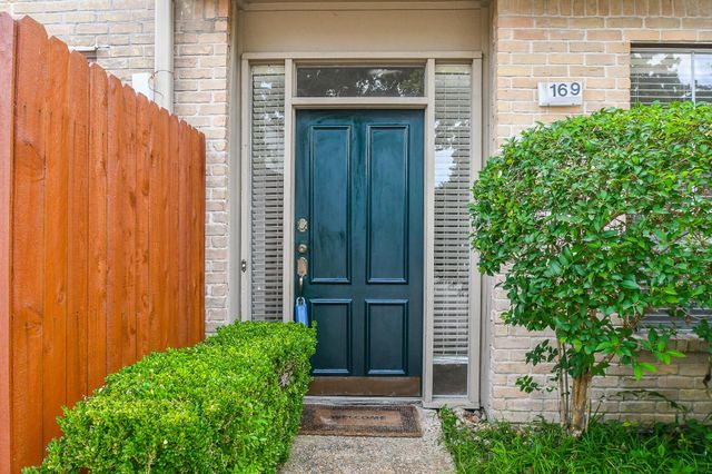 2100 Tanglewilde Street 169, Houston, TX 77063