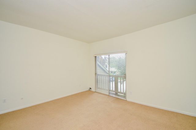 2100 Tanglewilde Street 169, Houston, TX 77063