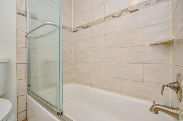 2100 Tanglewilde Street 169, Houston, TX 77063
