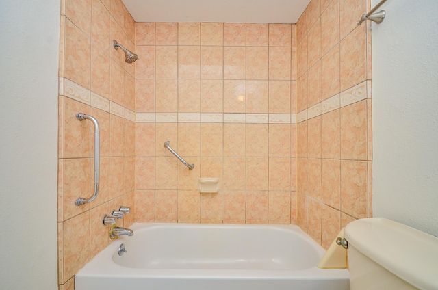 2100 Tanglewilde Street 169, Houston, TX 77063