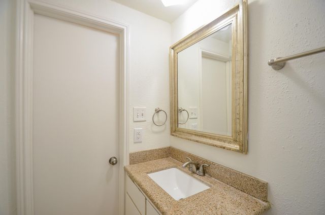 2100 Tanglewilde Street 169, Houston, TX 77063