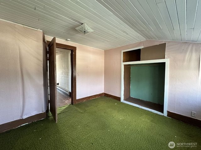 220 N 3rd St, Pe Ell, WA 98572