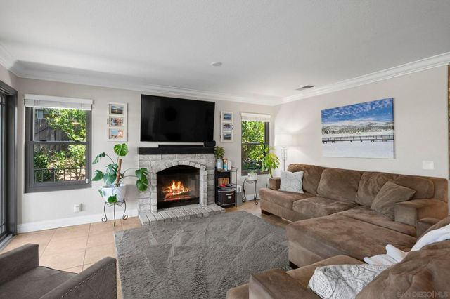 13972 Poway Valley Rd, Poway, CA 92064