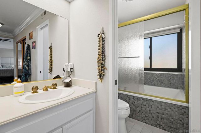 13972 Poway Valley Rd, Poway, CA 92064