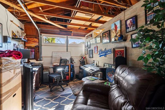 13972 Poway Valley Rd, Poway, CA 92064