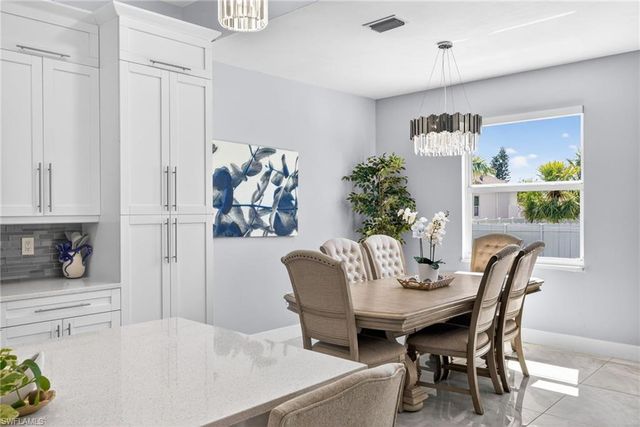 10 NW 35th AVE, Cape Coral, FL 33993