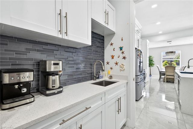 10 NW 35th AVE, Cape Coral, FL 33993