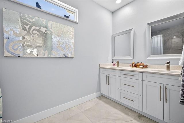 10 NW 35th AVE, Cape Coral, FL 33993