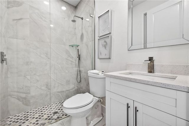 10 NW 35th AVE, Cape Coral, FL 33993