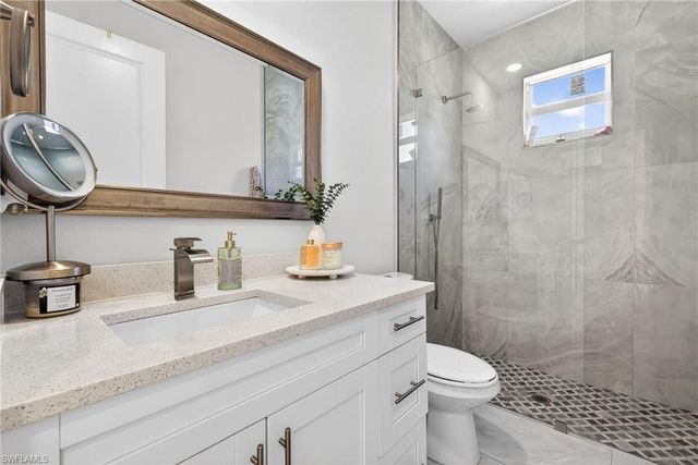 10 NW 35th AVE, Cape Coral, FL 33993