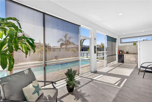 10 NW 35th AVE, Cape Coral, FL 33993