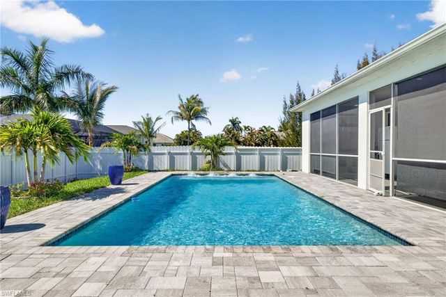 10 NW 35th AVE, Cape Coral, FL 33993