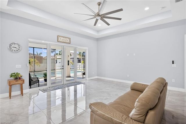 10 NW 35th AVE, Cape Coral, FL 33993