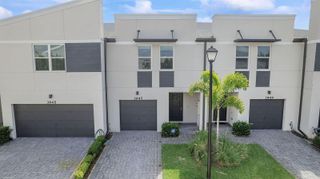 3947 SE Mentmore Lane, Stuart, FL 34997