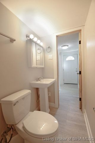 122 Hertzsch Road, Jeffersonville, IN 47130