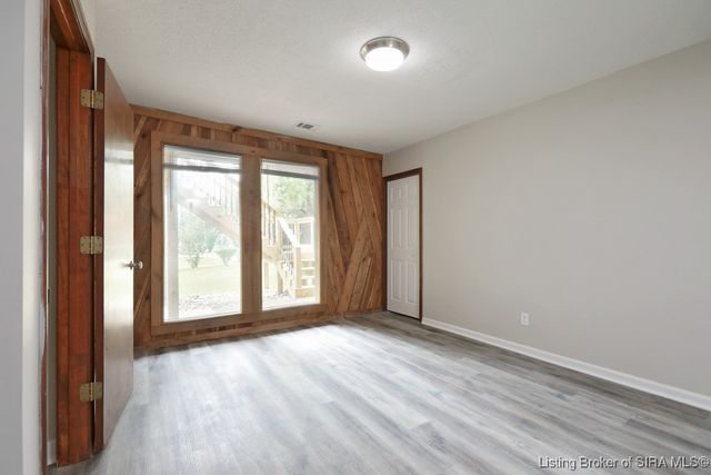 122 Hertzsch Road, Jeffersonville, IN 47130