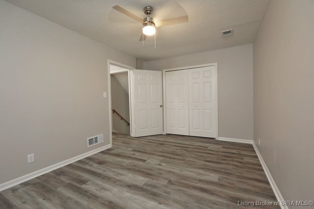 122 Hertzsch Road, Jeffersonville, IN 47130