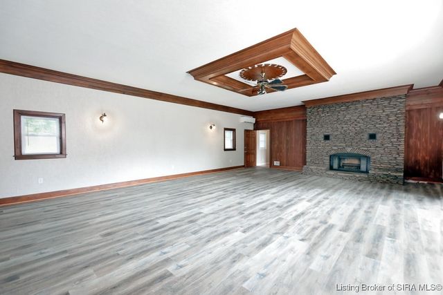 122 Hertzsch Road, Jeffersonville, IN 47130