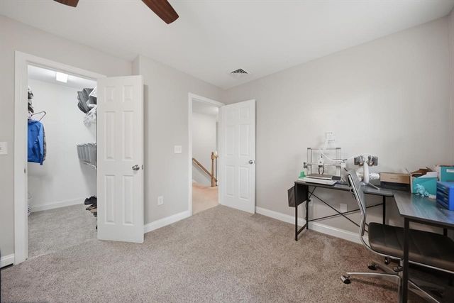 7 Stony Point Dr, Londonderry, NH 03053