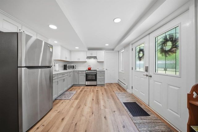 7 Stony Point Dr, Londonderry, NH 03053