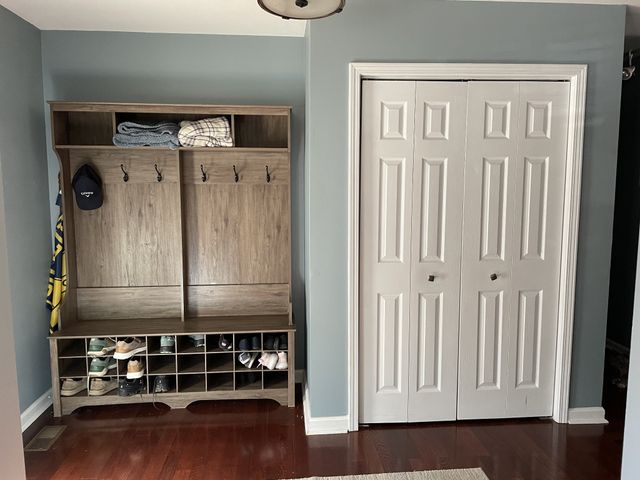 108 Eastwood Dr, Dickson, TN 37055