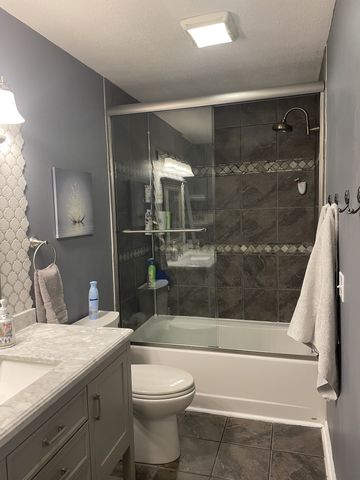 108 Eastwood Dr, Dickson, TN 37055