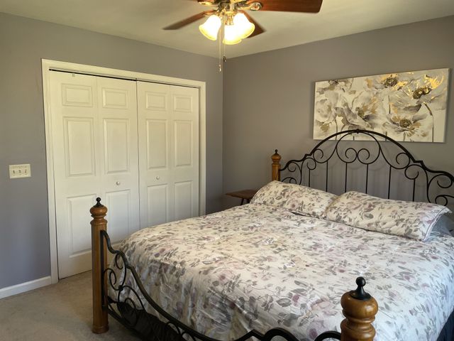 108 Eastwood Dr, Dickson, TN 37055