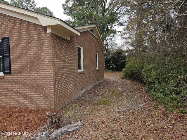 2908 Ginger Road, Kinston, NC 28504