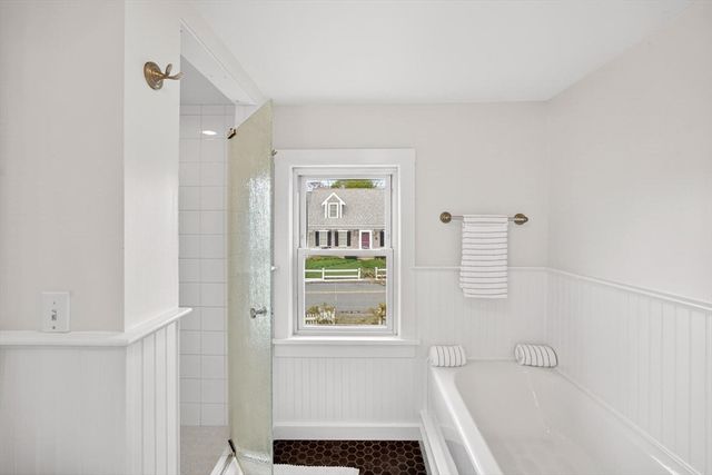 5 Pleasant St Unit A, Dennis, MA 02639