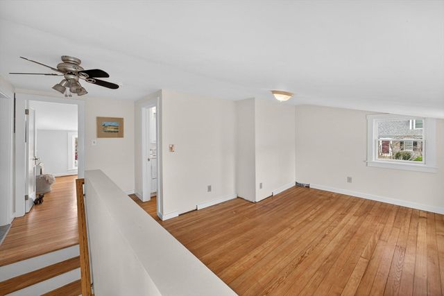 5 Pleasant St Unit A, Dennis, MA 02639