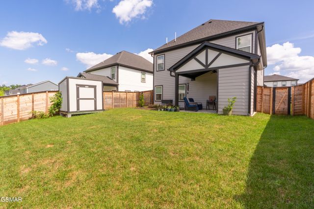 1722 Melton Meadows Drive, Maryville, TN 37803
