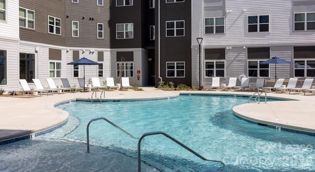 8424 N Tryon Street A2, Charlotte, NC 28262