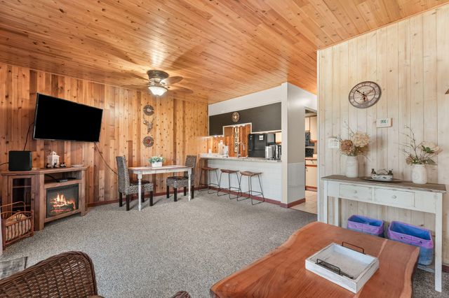 243 Clubhouse Drive 19, Branson, MO 65616