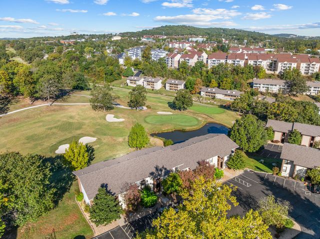 243 Clubhouse Drive 19, Branson, MO 65616