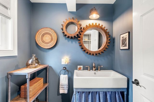 26 Summit Place, Newburyport, MA 01950