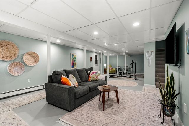 26 Summit Place, Newburyport, MA 01950