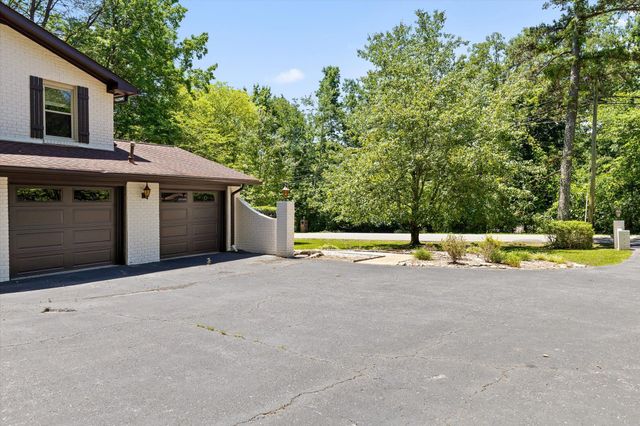 135 Palisades Drive, Signal Mountain, TN 37377