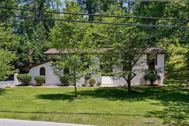 135 Palisades Drive, Signal Mountain, TN 37377