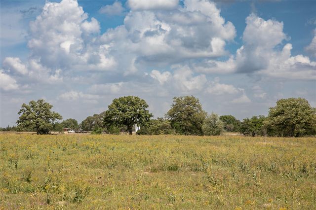 4254 FM 180 RD, Ledbetter, TX 78946