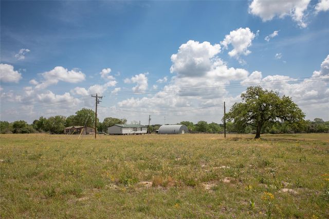4254 FM 180 RD, Ledbetter, TX 78946