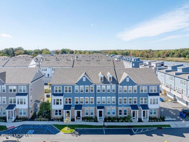 18 Driftwood Circle, Oceanport, NJ 07757