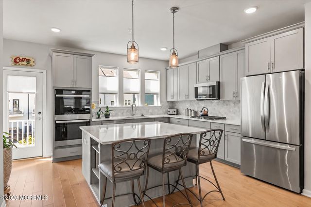 18 Driftwood Circle, Oceanport, NJ 07757