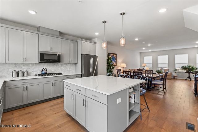 18 Driftwood Circle, Oceanport, NJ 07757