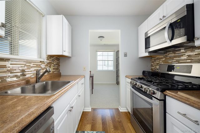 302 Commons Way G, Fishkill, NY 12524