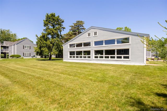 302 Commons Way G, Fishkill, NY 12524
